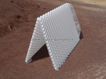 Stabilisateur de gravier plié